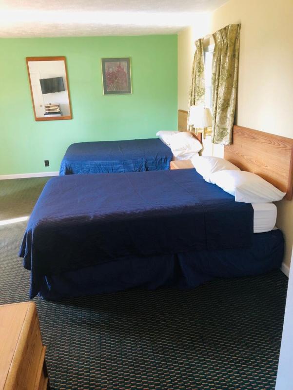 Double or Twin Room image 2
