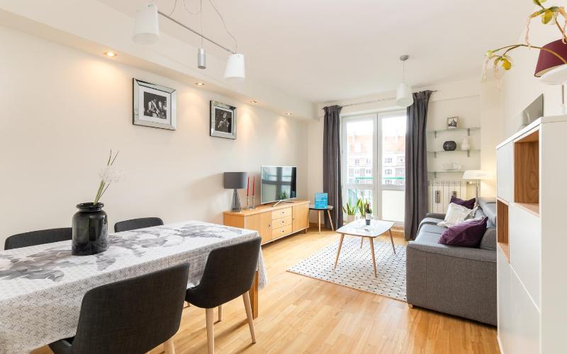 One-Bedroom Apartment image 1