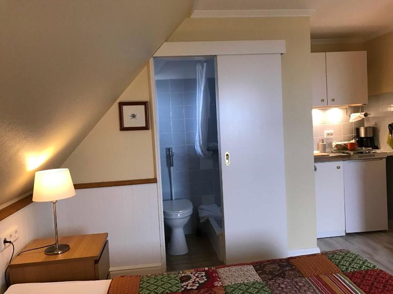 Double Room with Shower image 3