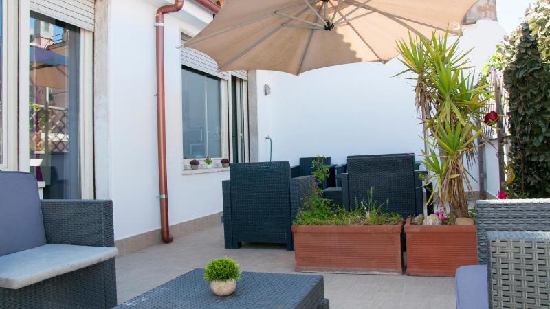 Apartment with Terrace image 4
