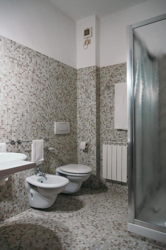 Double or Twin Room image 3