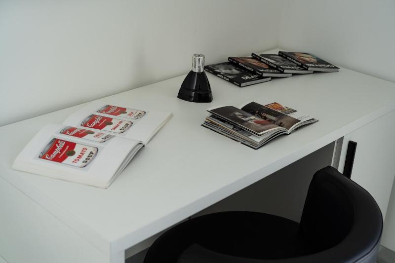 White Rooms - image 4