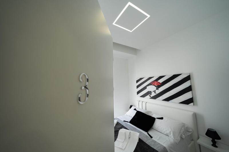 White Rooms - image 15