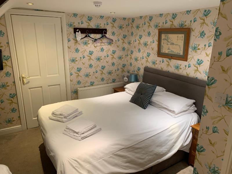 Double or Twin Room image 1
