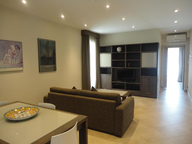 Superior Apartment image 3