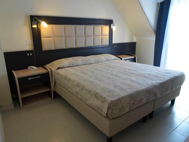 Hotel Arno - image 43