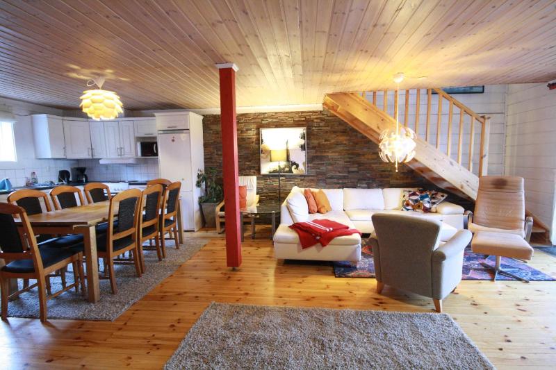 Apartment with Mountain View image 2