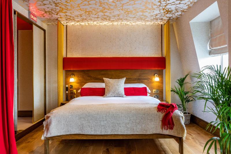 Megaro Suite image 4