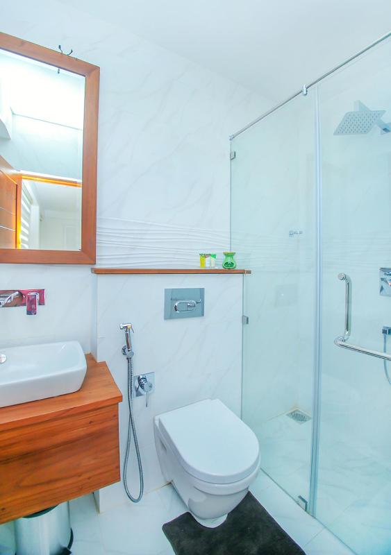 HummingBird Hill Cottage - image 27