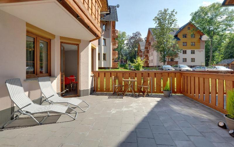 Eleganckie i Stylowe Apartamenty Sun Seasons 24 w Karpaczu z Parkingiem by Noclegi Renters - image 17
