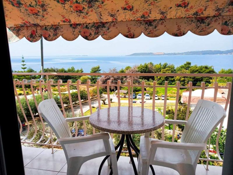 Studio with Sea View image 4