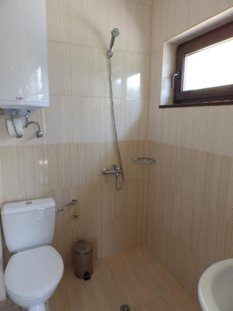 Single Room image 2