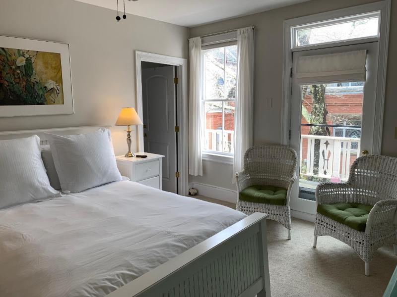 William Room  image 2