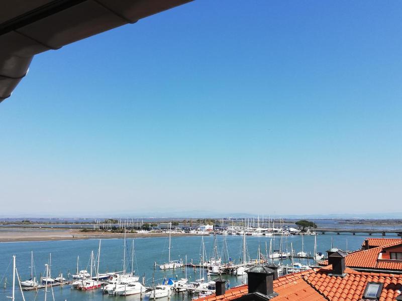 Superior Double Room with Sea View image 2