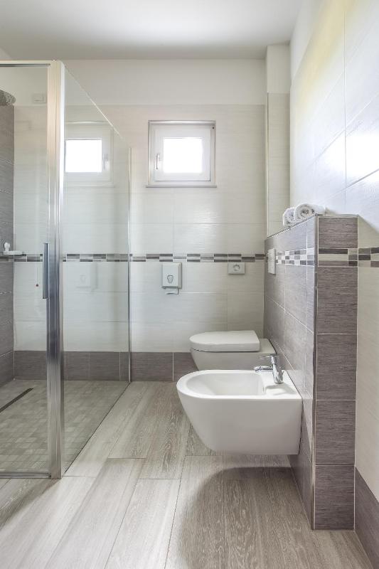 Double Room with Private Bathroom image 3