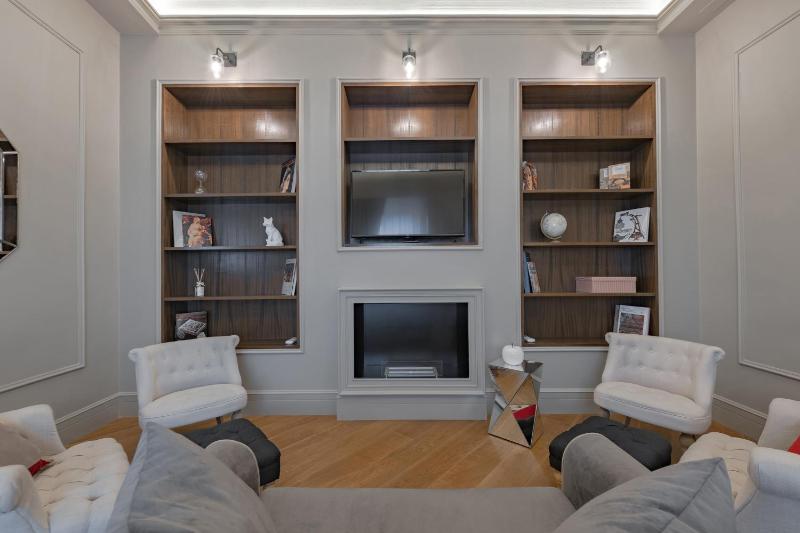 Apartments Florence - Teatro Luxury - image 12