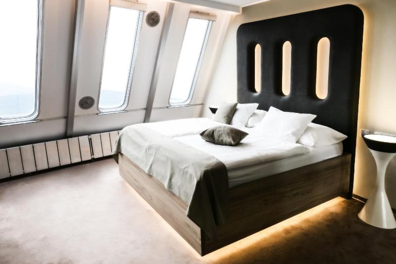 Double Room with New Year's Package image 3