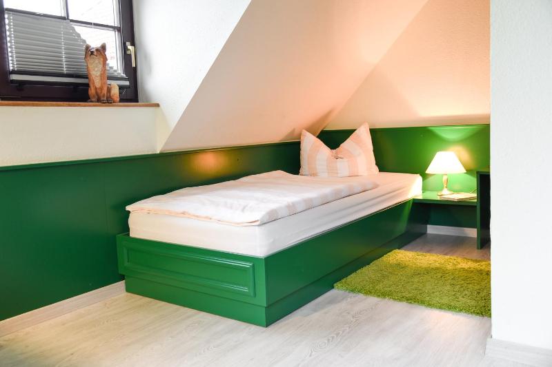 Single Room image 2