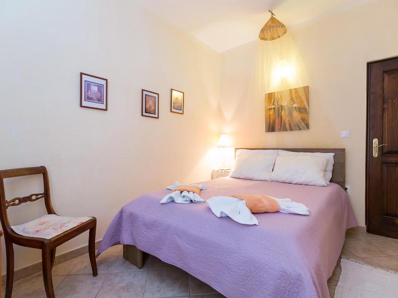 Double Room image 1