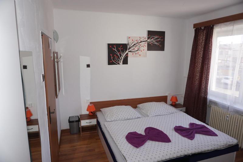 Double Room with Private Bathroom image 4