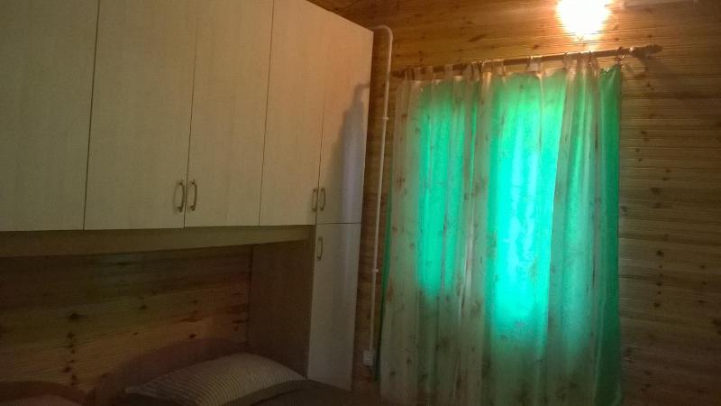 Triple Room with Bathroom image 2