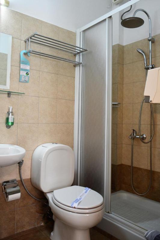 Double Room with Sea View image 3