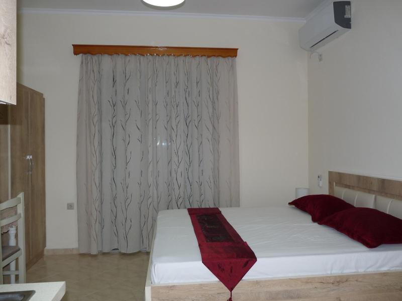 Apartment Dejvi - image 11