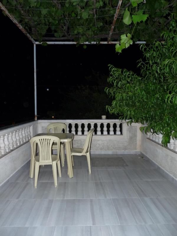 Apartment Dejvi - image 12