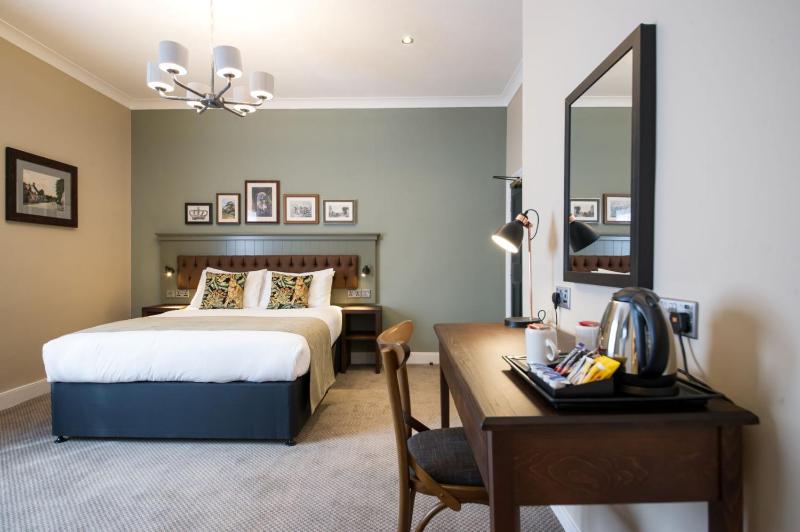 Double Room image 2