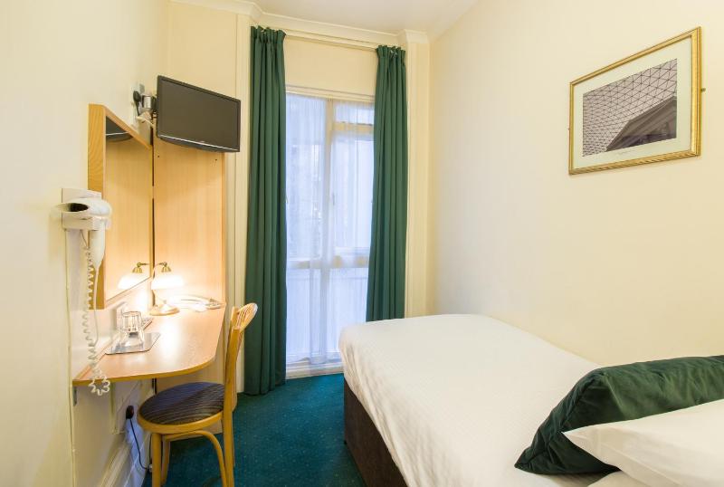 Single Room image 3
