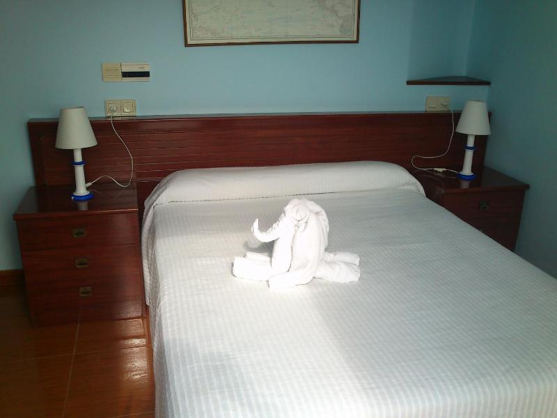 Double or Twin Room image 2