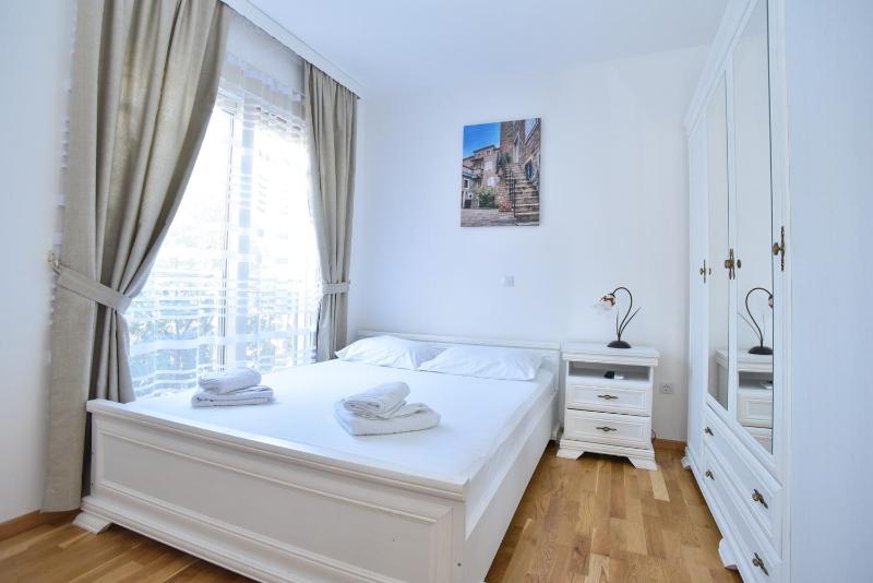 Apartment Bojana - image 11