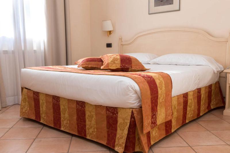 Comfort Double or Twin Room image 1