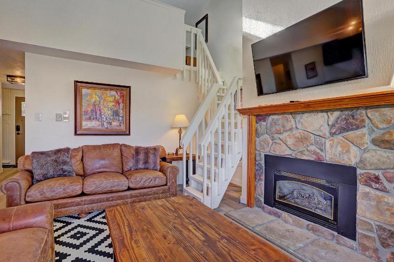 One-Bedroom Apartment image 1