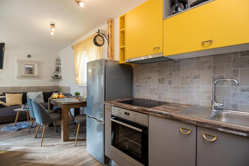 Apartment Cesarica - image 6