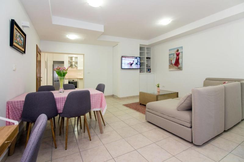 Apartments Leon - image 16