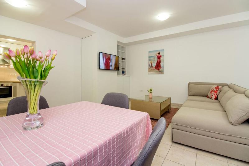 Apartments Leon - image 6