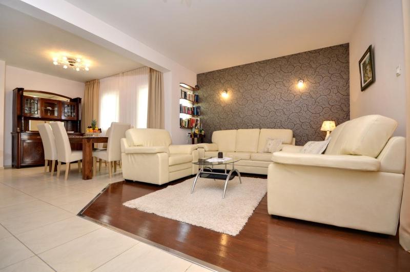 Holiday house Luna in Makarska with private pool - image 16