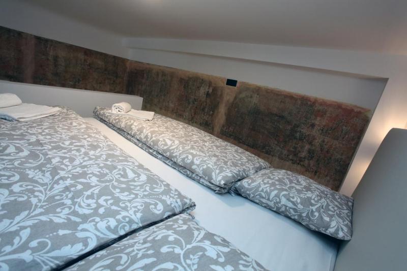 The Apartment House - Mezibranska - image 5