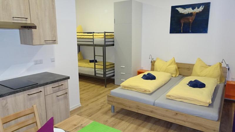 Studio Apartment image 3