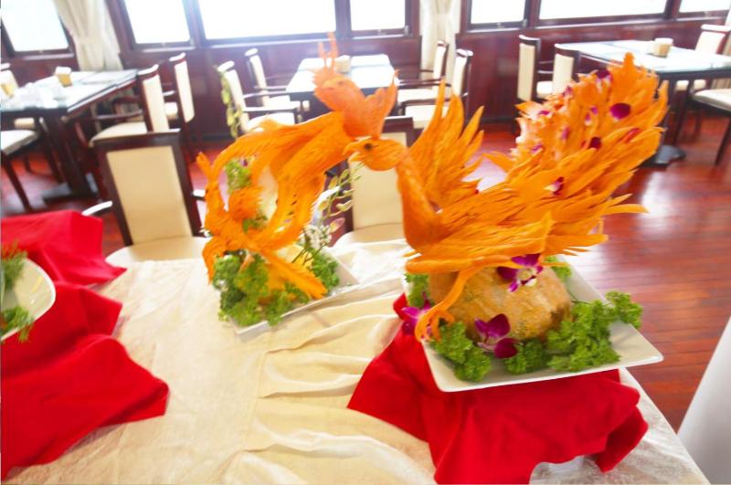 Halong Sapphire Cruises - image 12