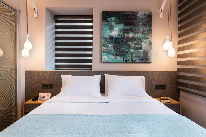 Ciel Collection Suites - image 23
