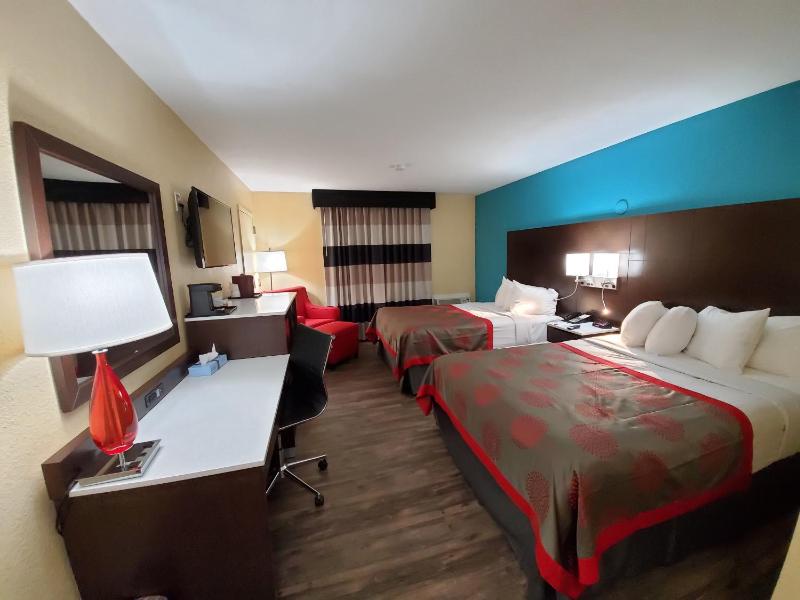 Standard 2 Double Beds Non-Smoking Room image 4