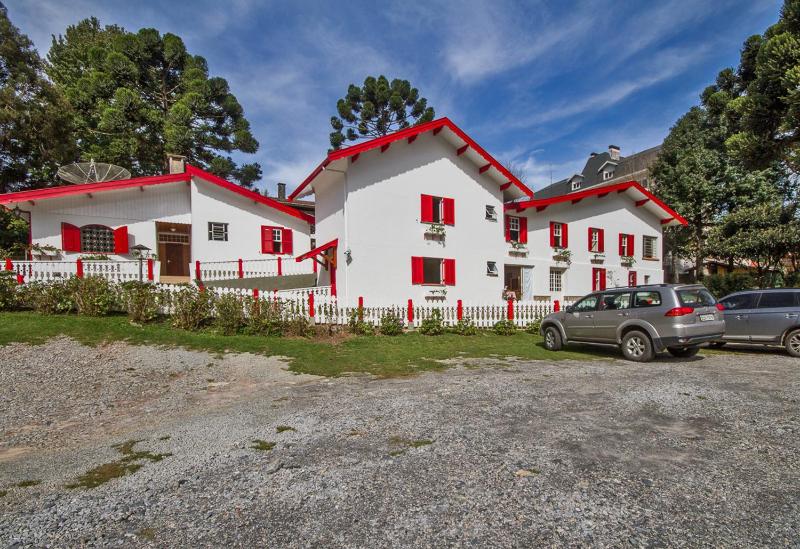 Superior Chalet image 3