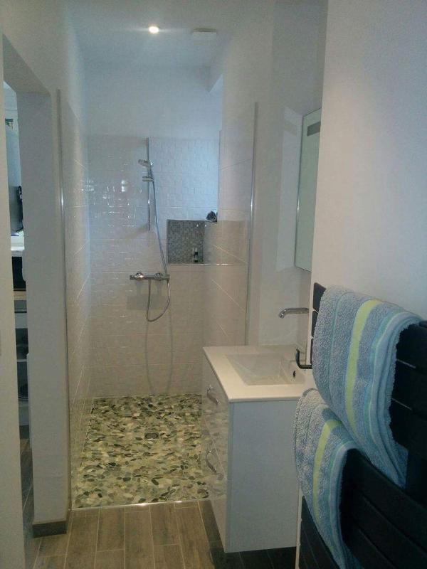 Studio with Garden View image 3