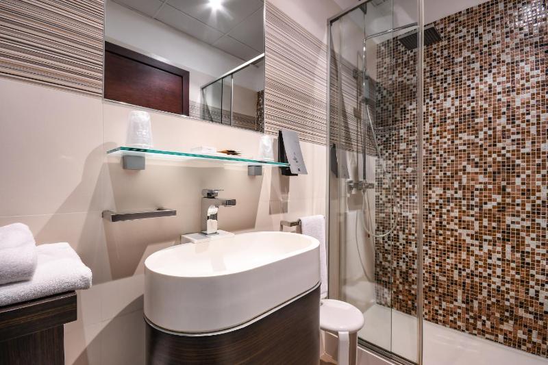 Junior Suite image 4