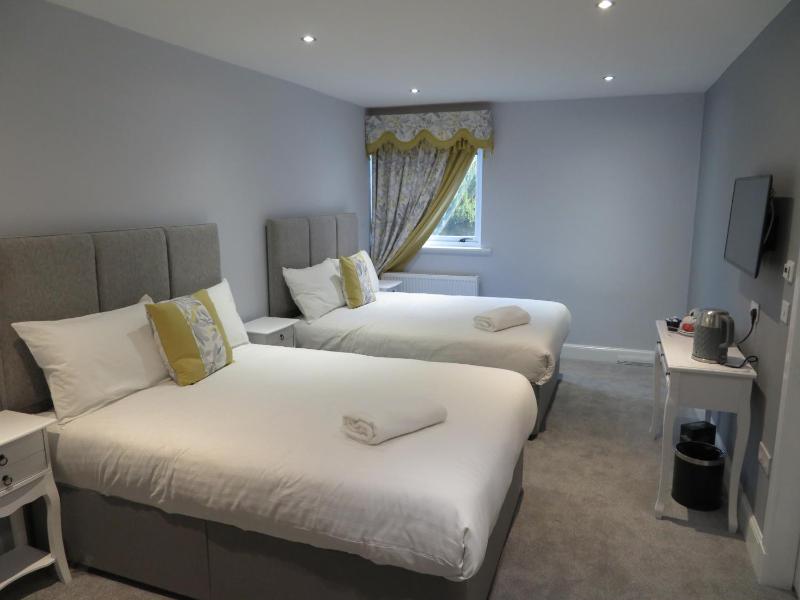 Family Double Room image 4