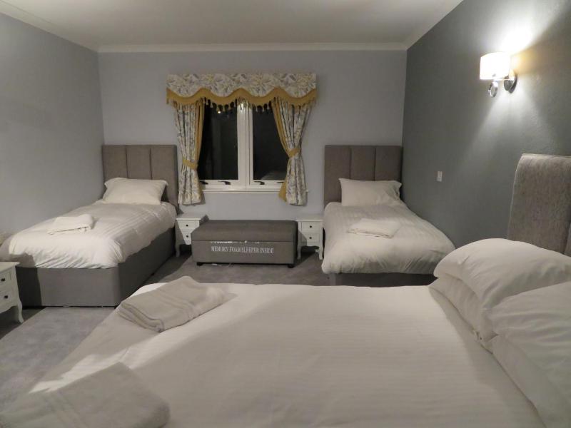 Family Double Room image 1
