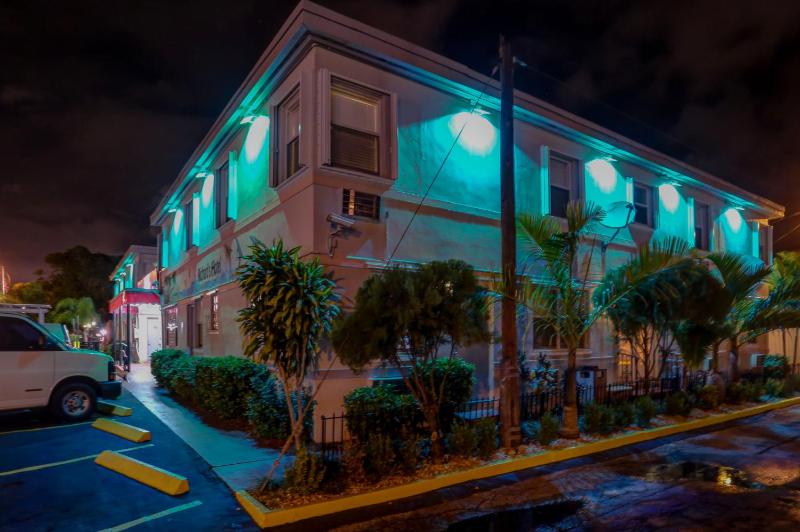 Richard's Hotel - image 49