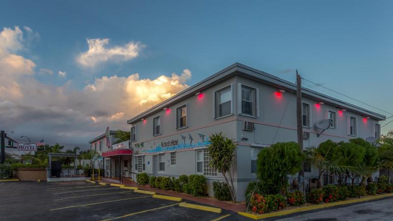 Richard's Hotel - image 16
